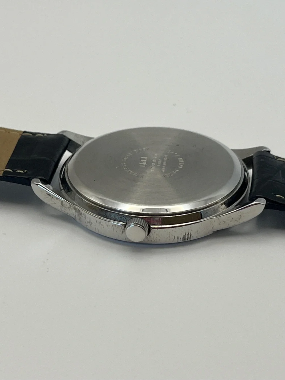 Q&Q Classic White Dial Black Leather Strap Watch